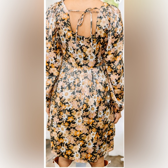 NWT Altar’D State Black Yellow Shiny Floral Baby Doll Dress Womens size XS - Picture 2 of 8